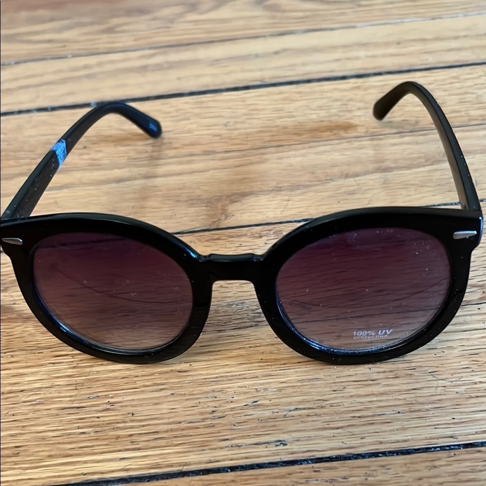 Fashion black Sunglasses , UV lens, BN - Picture 1 of 2